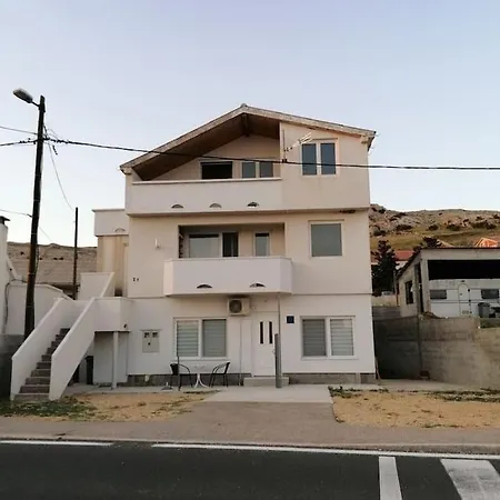 Apartment Lidija Dinjiska
