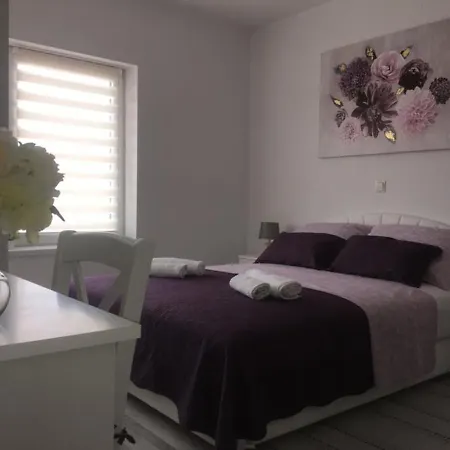 Apartament Lidija *