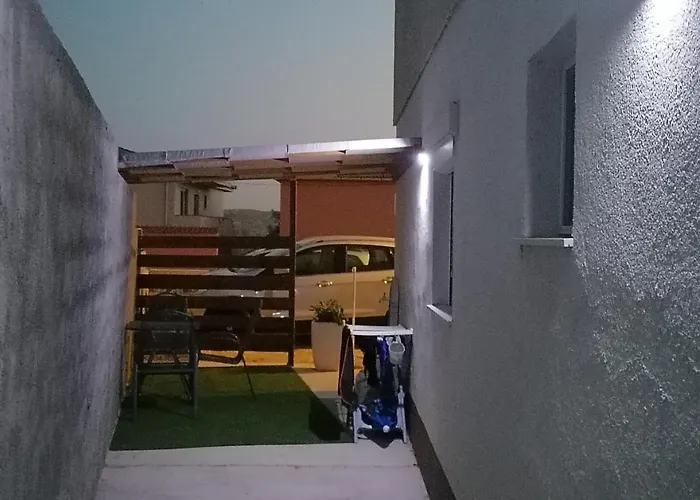Apartament Lidija Dinjiška